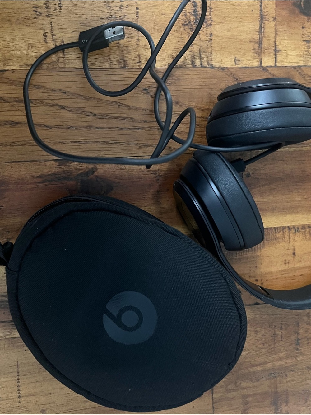 Beats by Dre Over-Ear Headphones โ Black